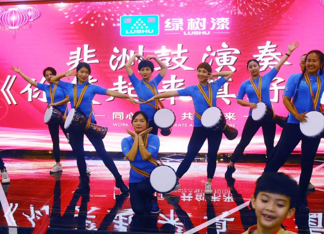 亞洲第一狼人伊人av