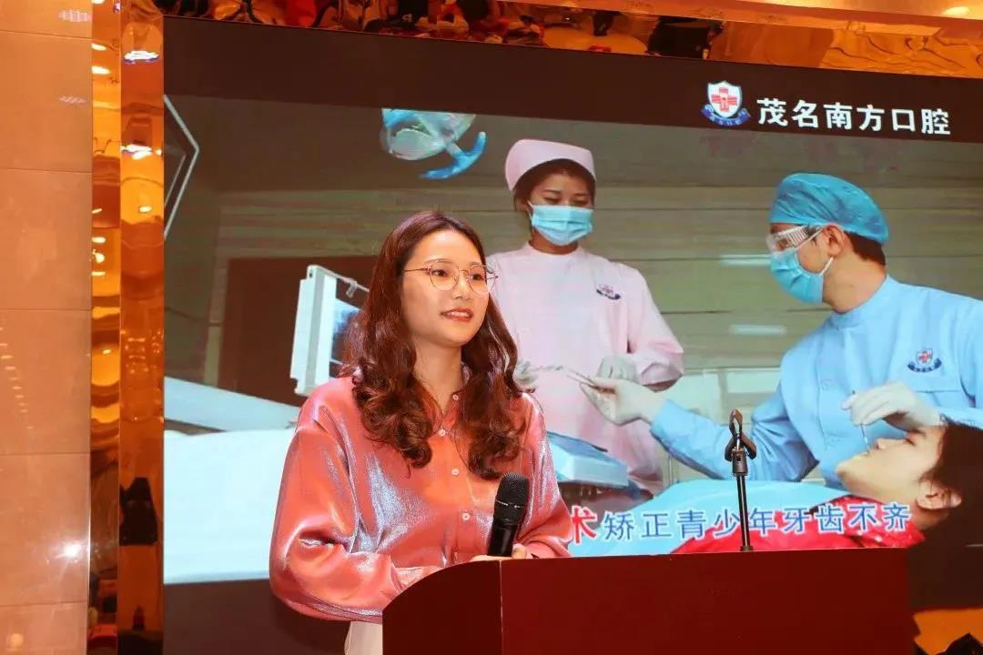 亞洲第一狼人伊人av